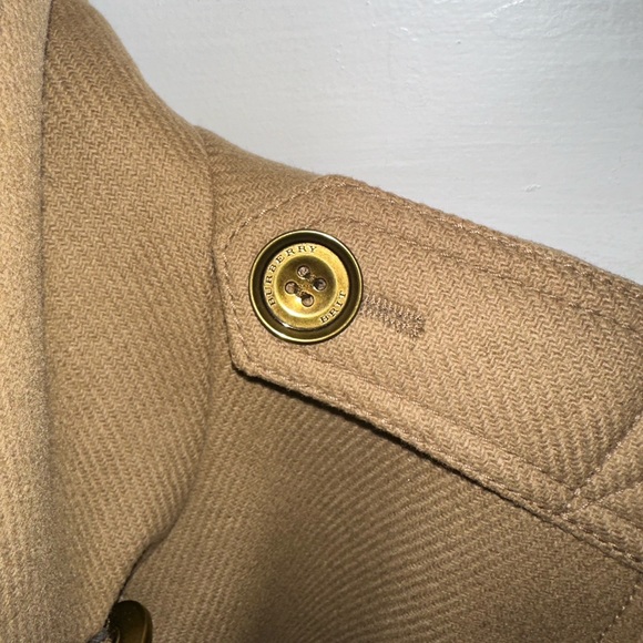 Burberry Kensington Double-Breasted Cashmere Trench Coat - Picture 4 of 10